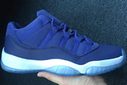 Jordan 11 Low-040